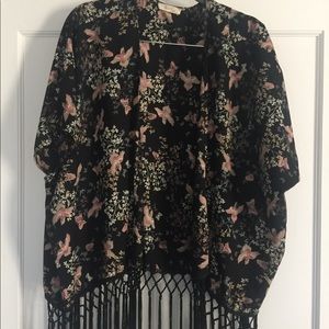 Kimono with fringe
